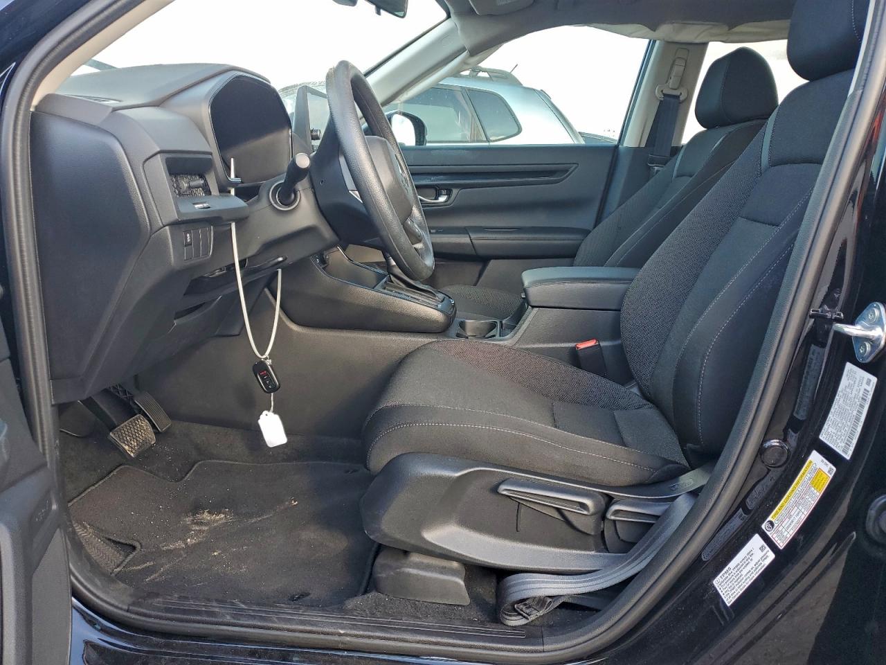 2025 HONDA CR-V LX photo 7