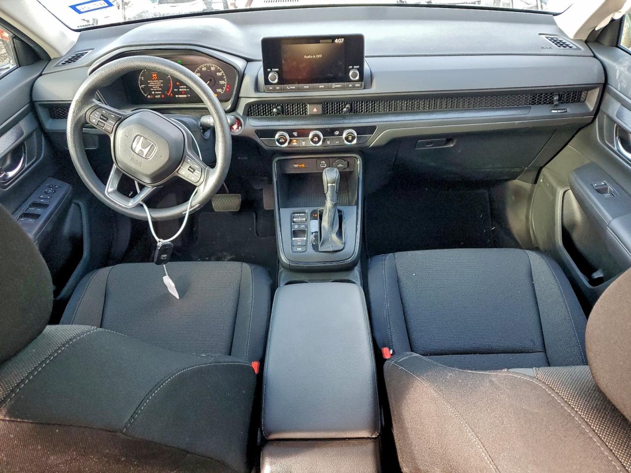 2025 HONDA CR-V LX photo 8