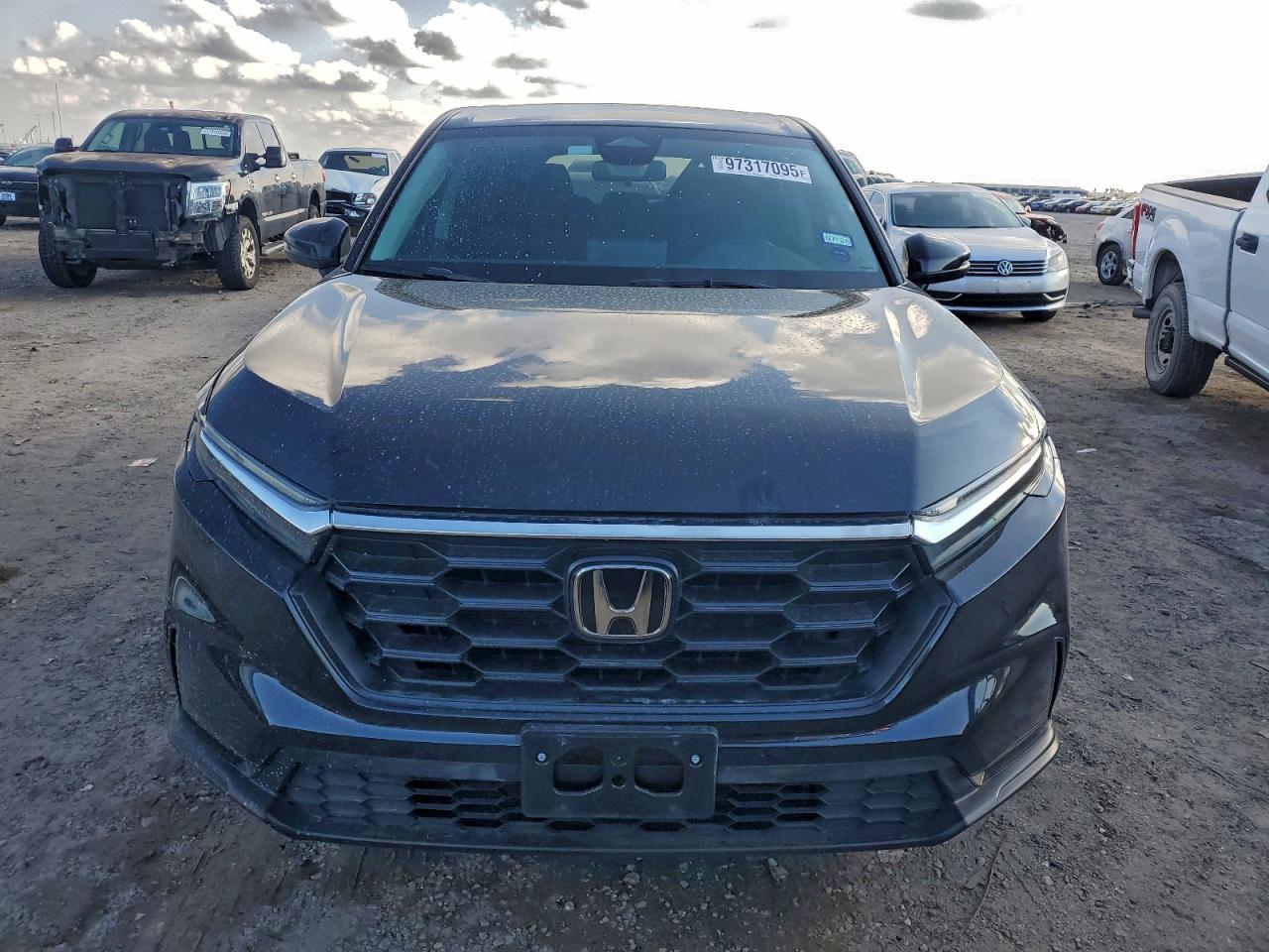 2025 HONDA CR-V LX photo 5