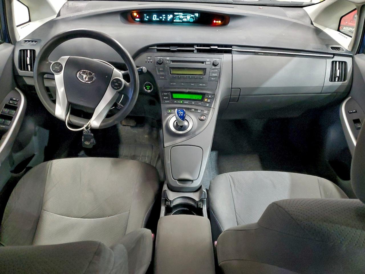 2010 TOYOTA PRIUS photo 8