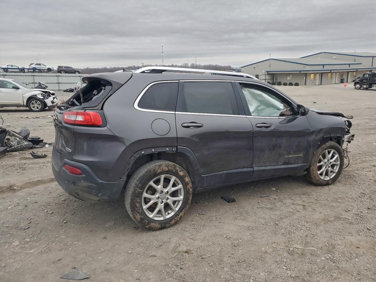 2015 JEEP CHEROKEE LATITUDE photo 5