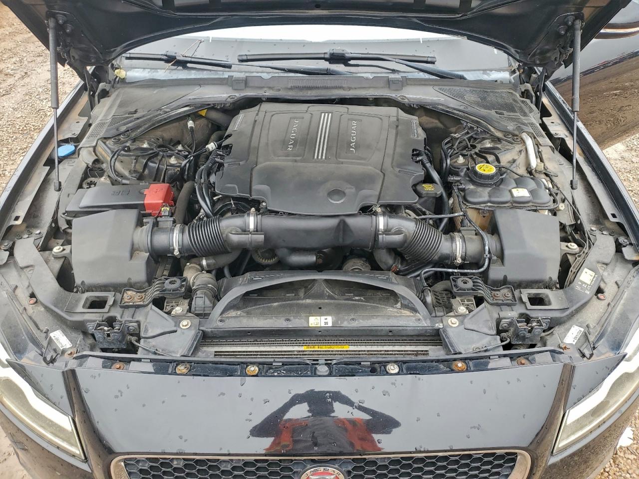2016 JAGUAR XF PREMIUM photo 41