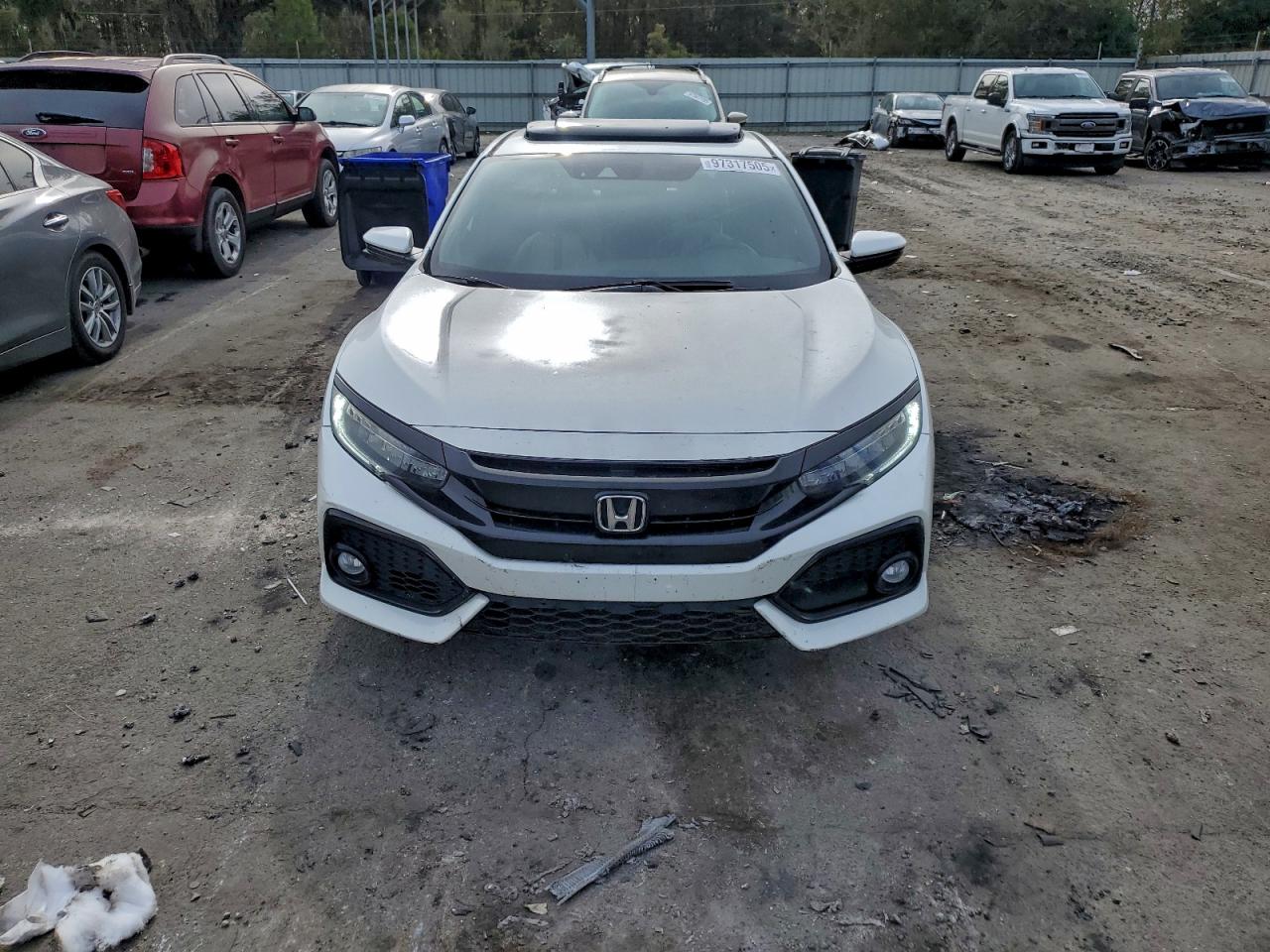 2017 HONDA CIVIC SPORT TOURING photo 5