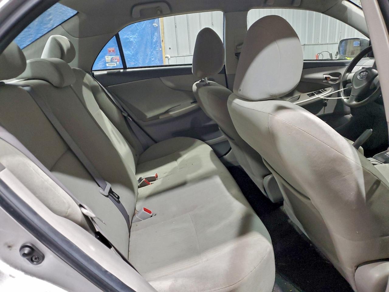 2010 TOYOTA COROLLA BASE photo 10