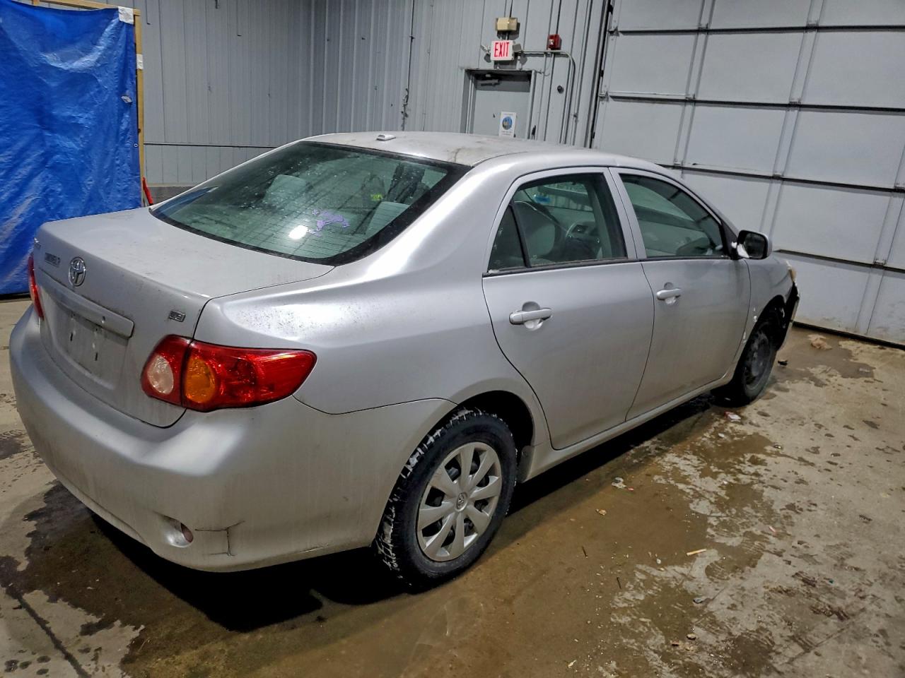 2010 TOYOTA COROLLA BASE photo 3
