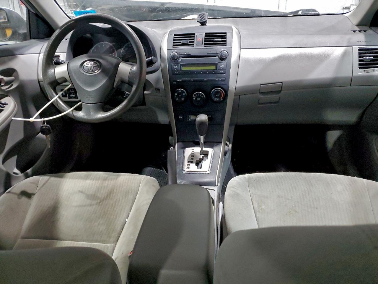 2010 TOYOTA COROLLA BASE photo 8
