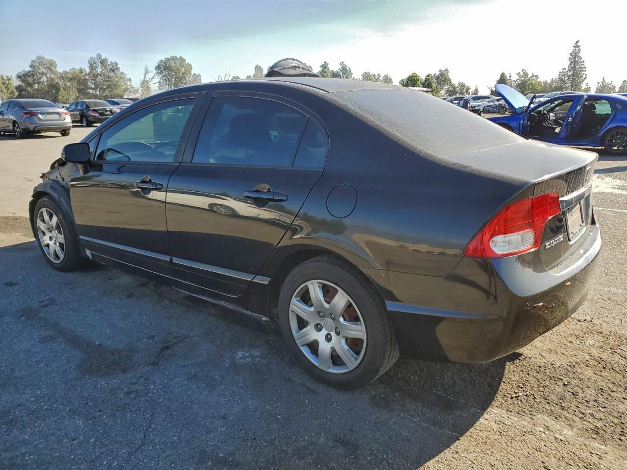 2010 HONDA CIVIC LX photo 2