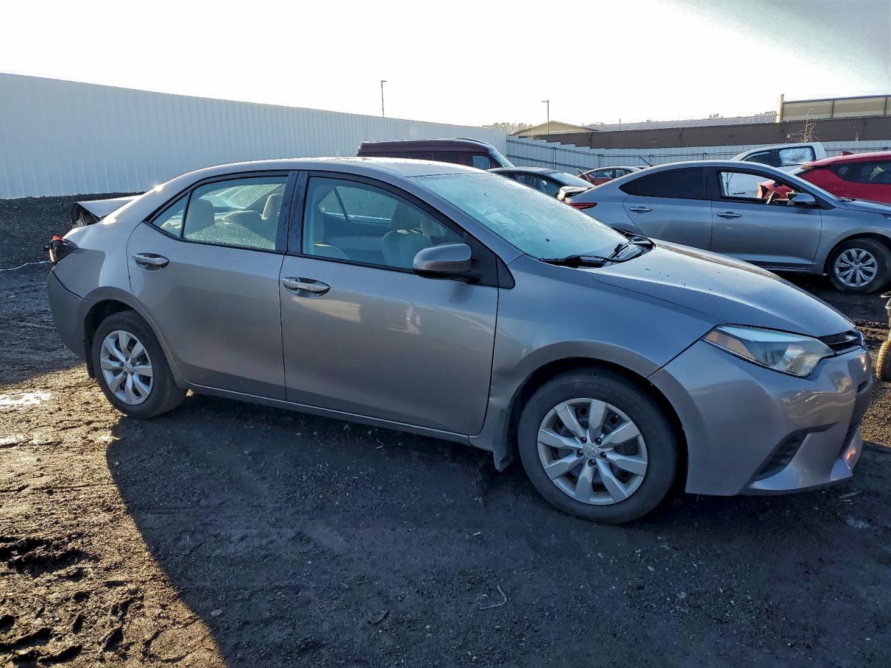 2014 TOYOTA COROLLA LE photo 7