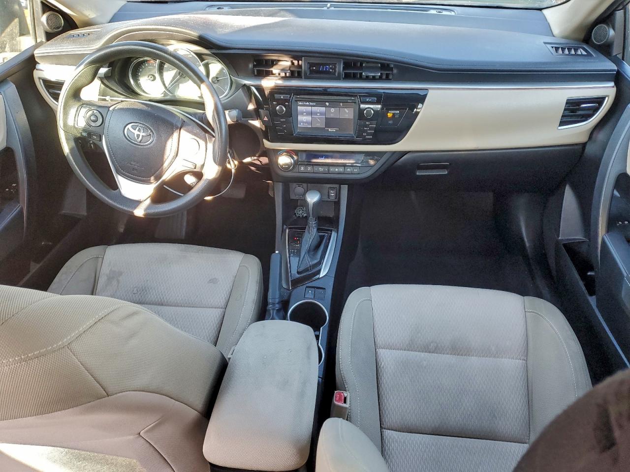 2014 TOYOTA COROLLA LE photo 15