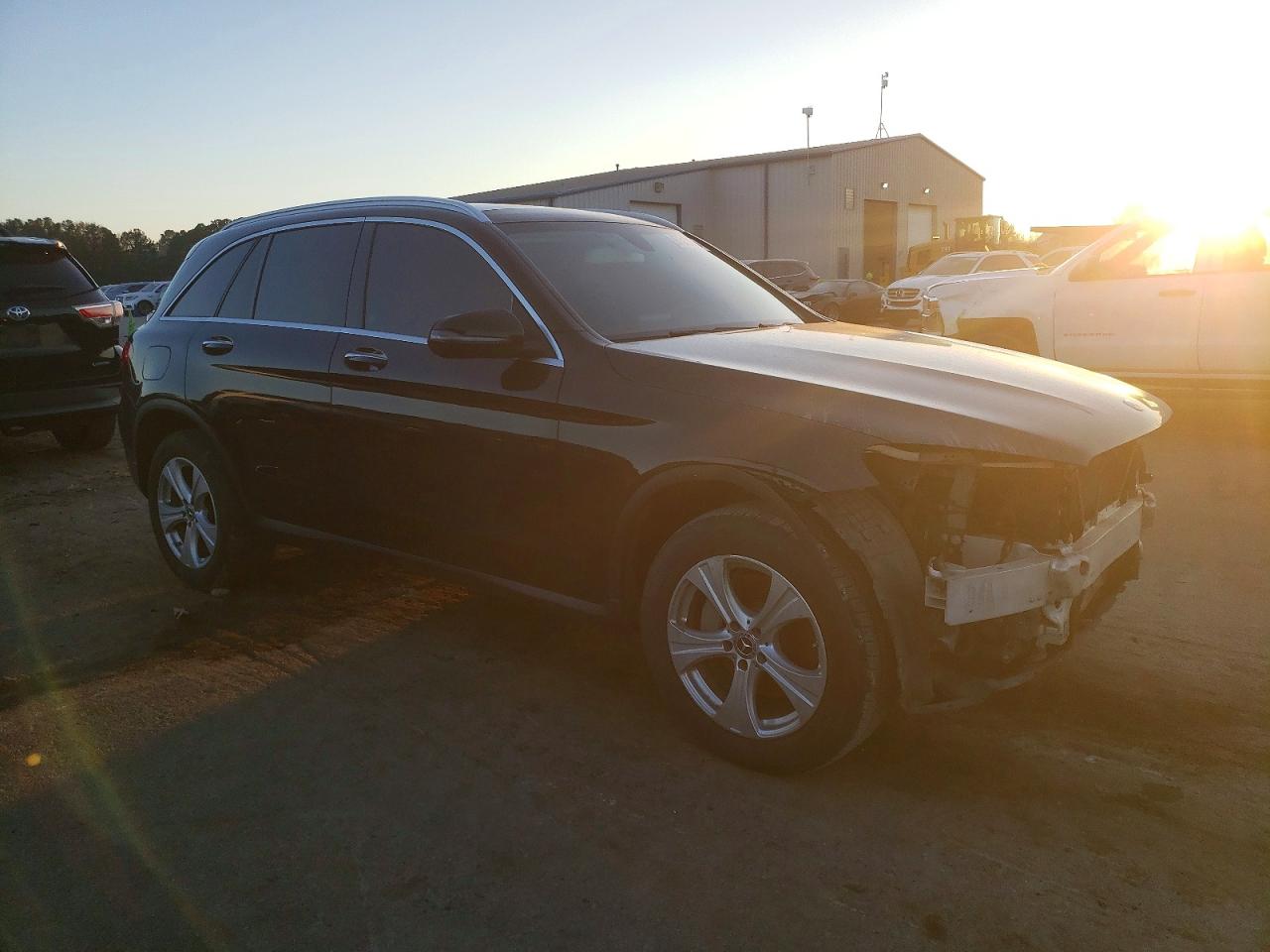 2017 MERCEDES-BENZ GLC 300 photo 7