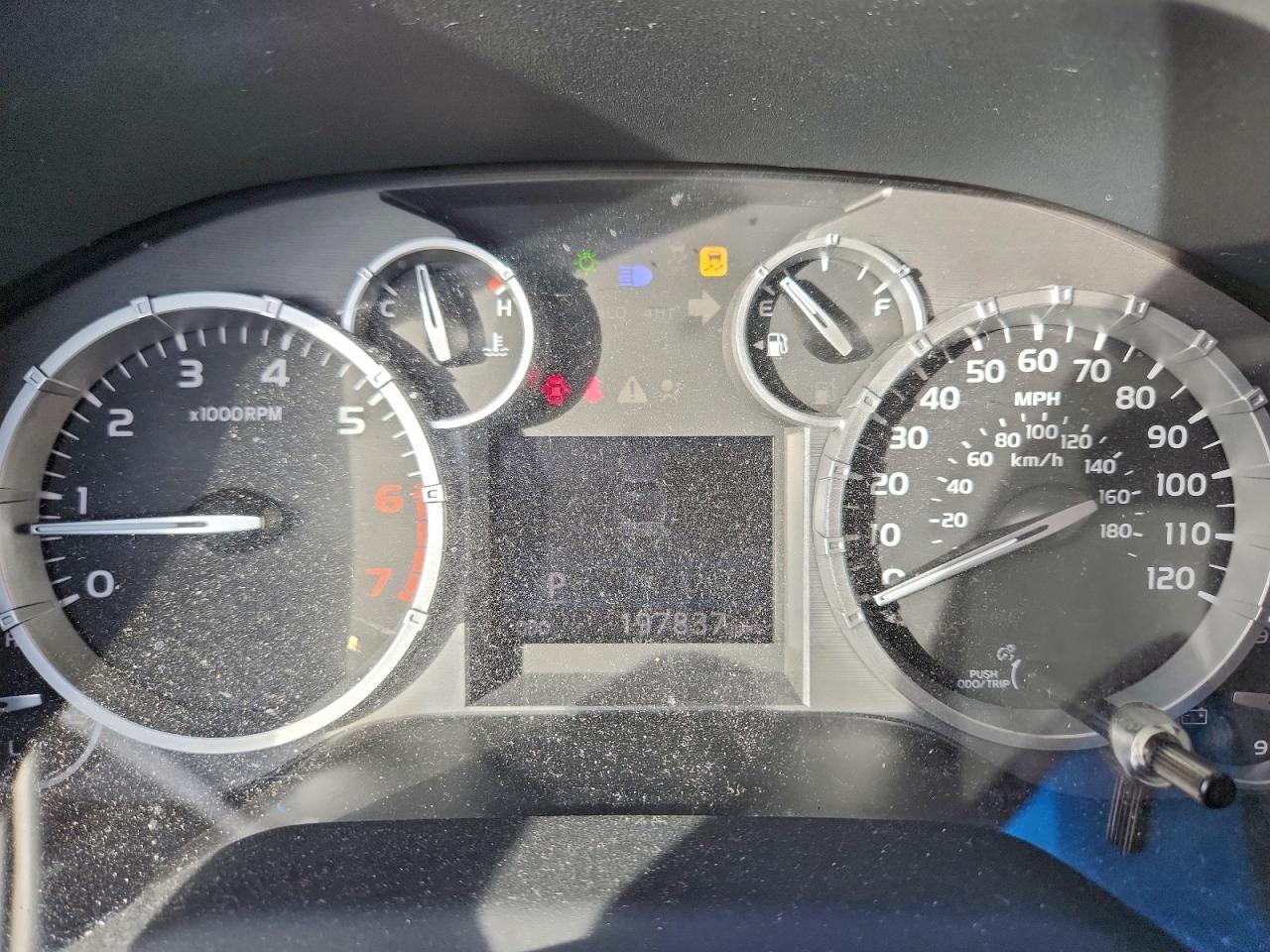 2014 TOYOTA TUNDRA CREWMAX SR5 photo 17