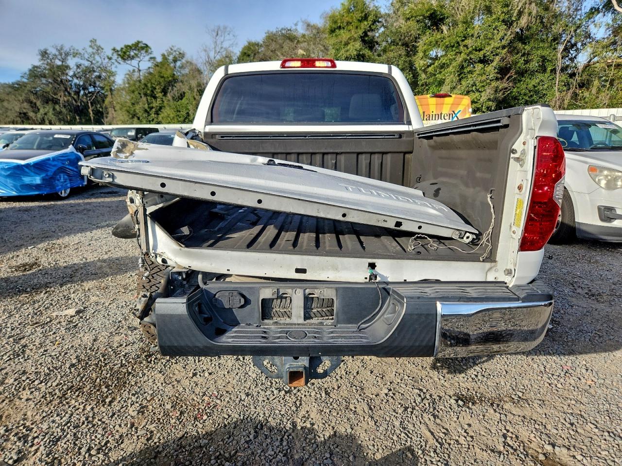 2014 TOYOTA TUNDRA CREWMAX SR5 photo 11