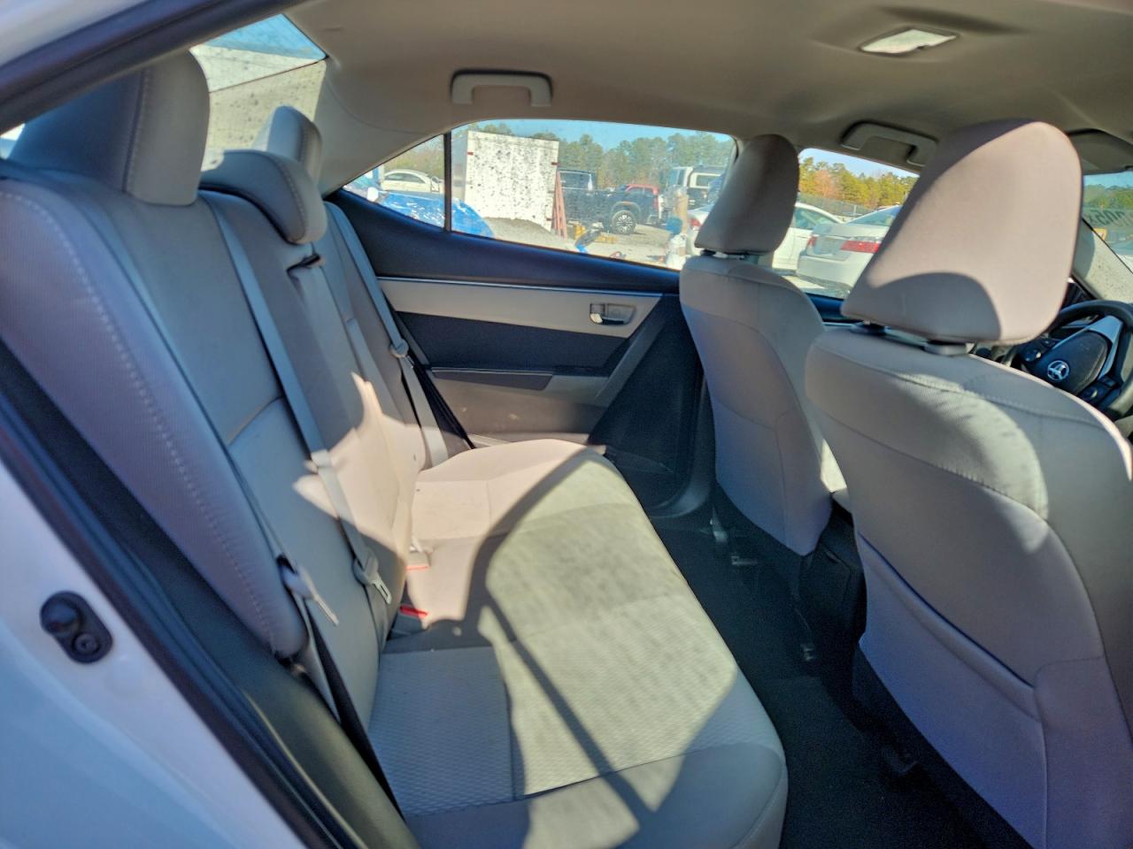 2016 TOYOTA COROLLA ECO photo 19