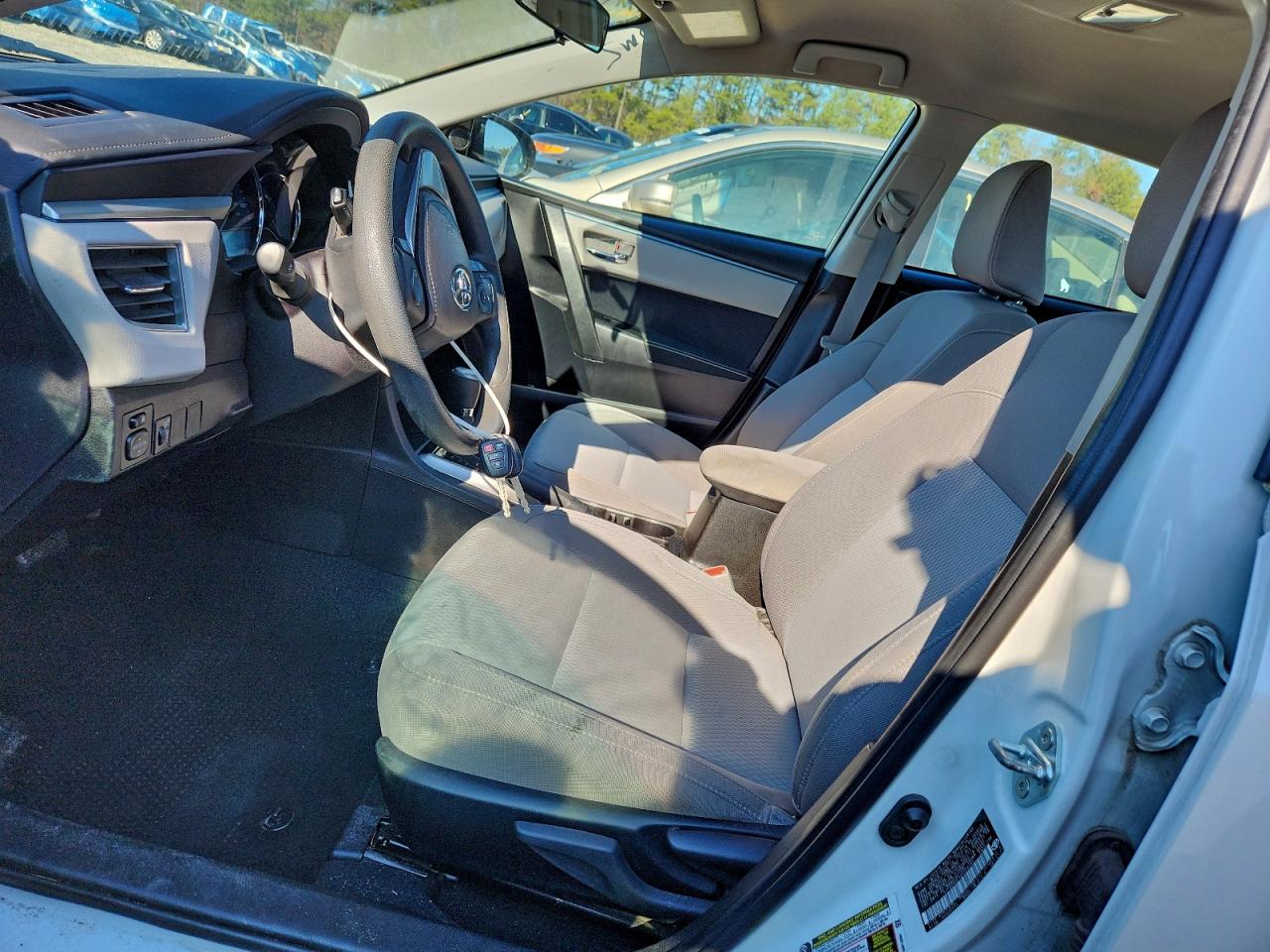 2016 TOYOTA COROLLA ECO photo 13