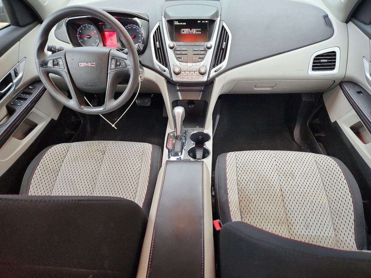 2015 GMC TERRAIN SLE photo 8