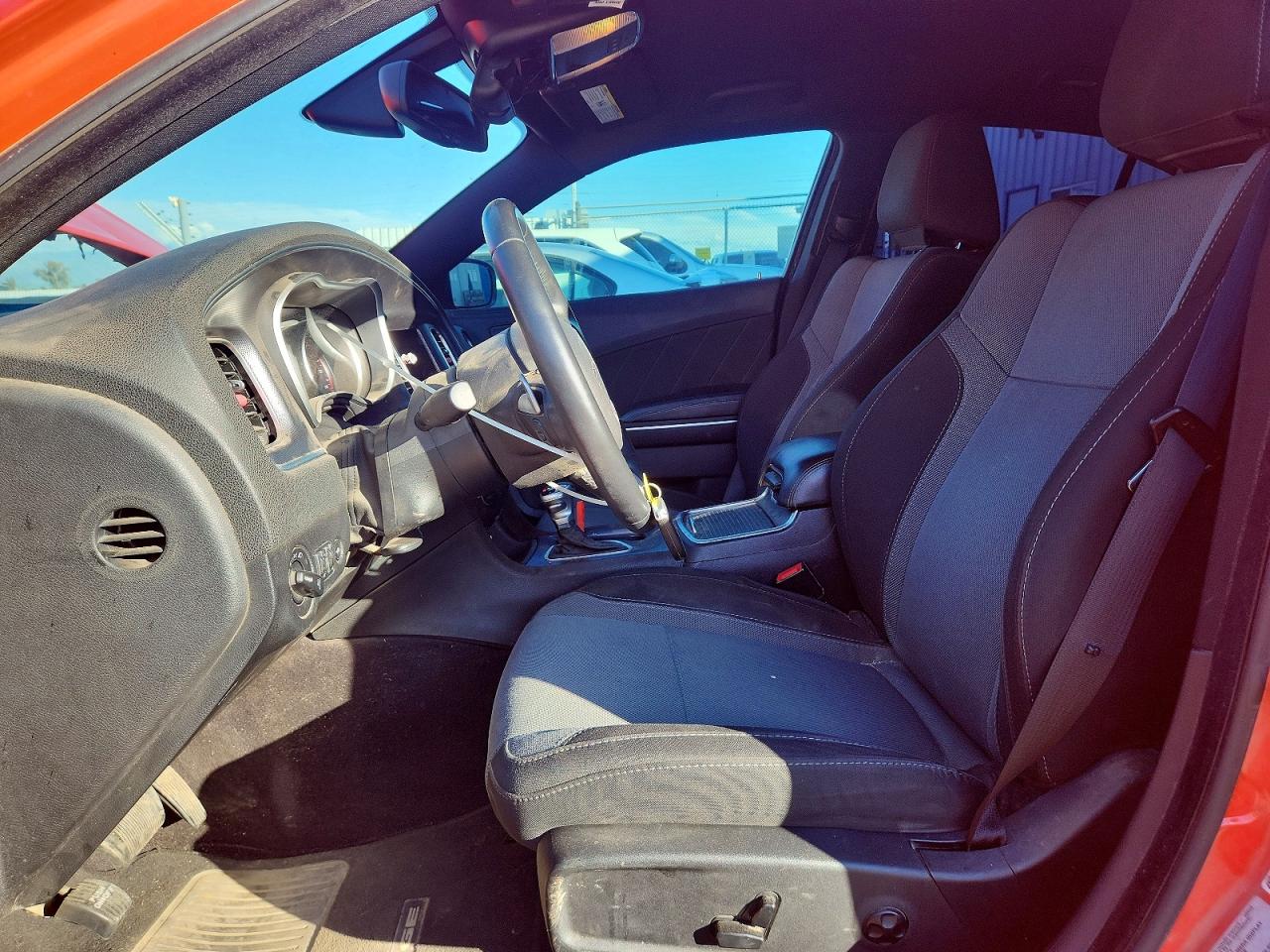 2016 DODGE CHARGER SXT photo 19
