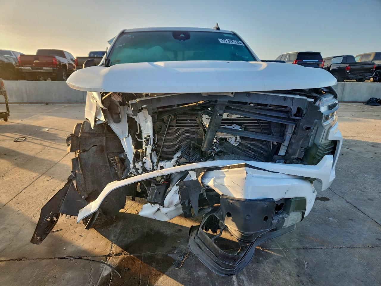 2025 CHEVROLET SILVERADO K1500 RST photo 5