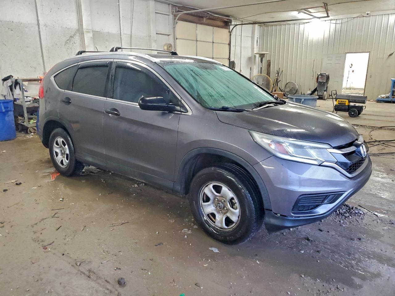2016 HONDA CR-V LX photo 4