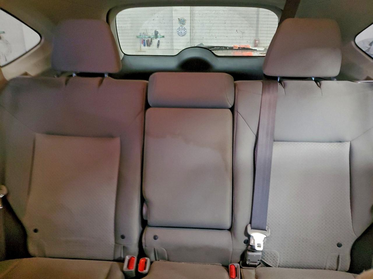 2016 HONDA CR-V LX photo 10