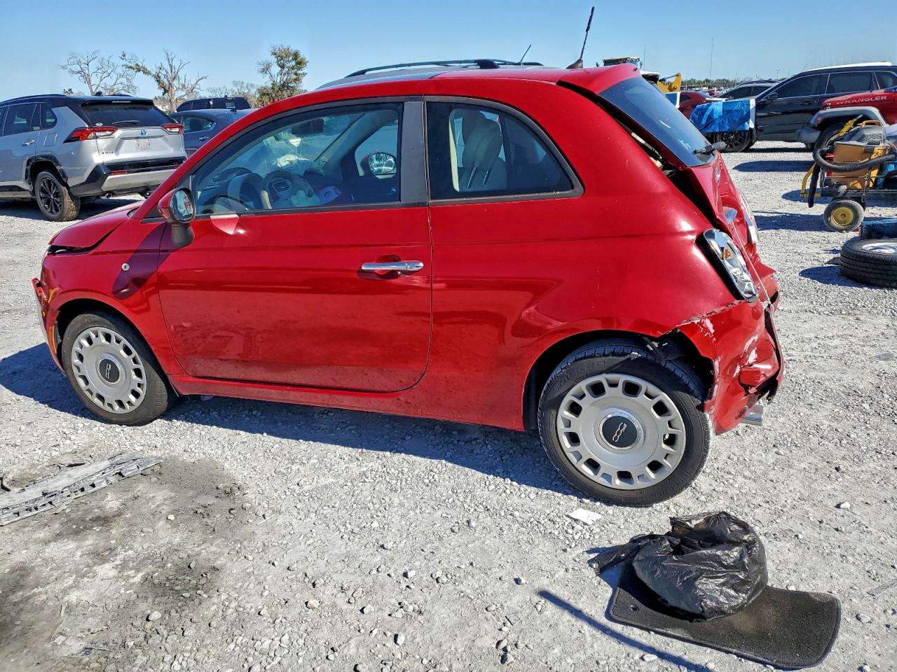 2013 FIAT 500 POP photo 2