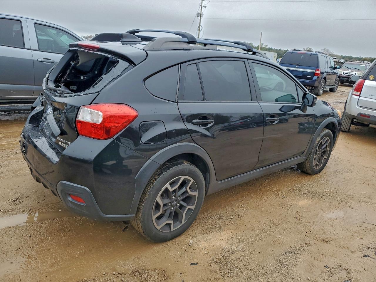 2017 SUBARU CROSSTREK LIMITED photo 3