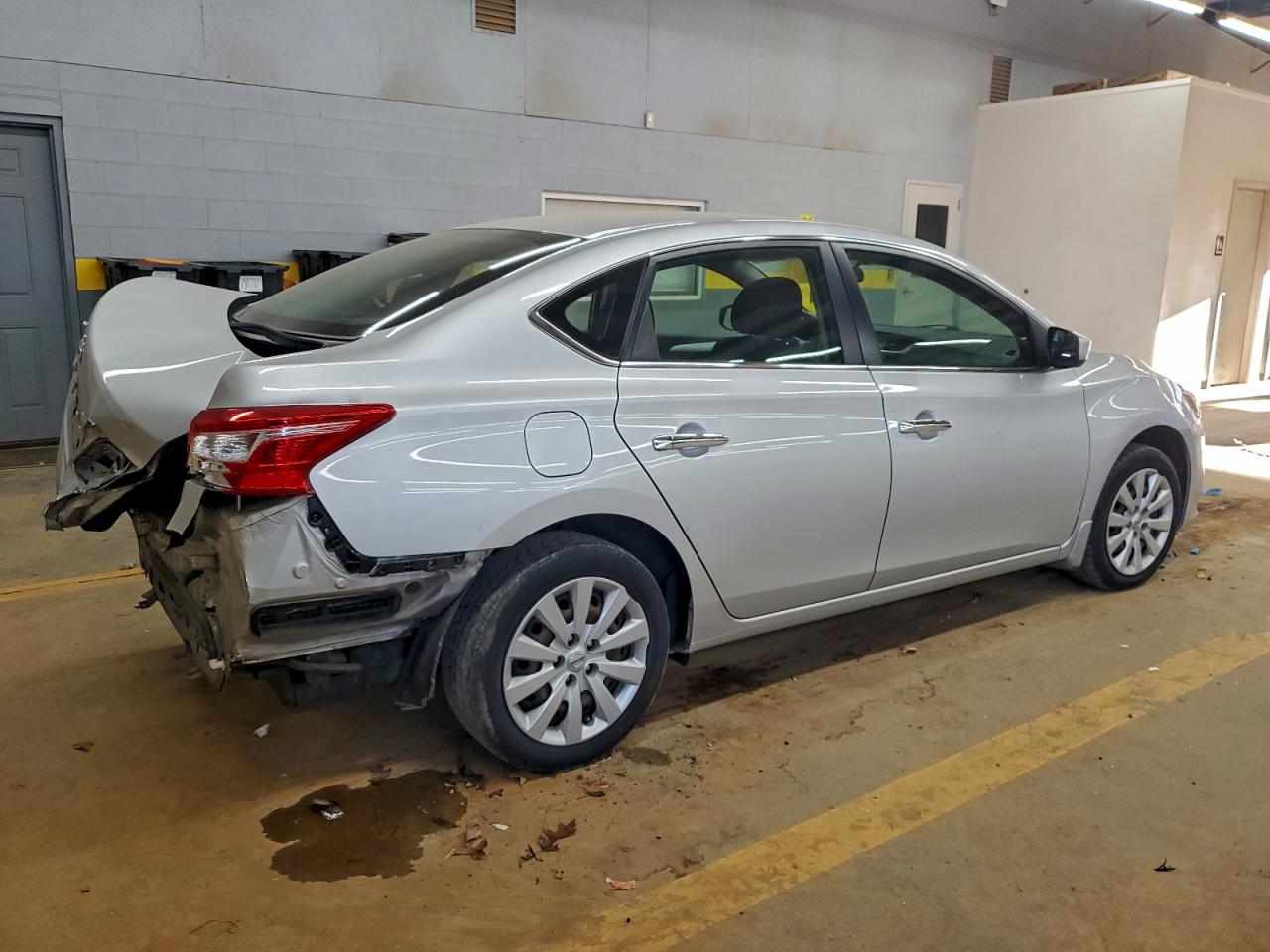 2018 NISSAN SENTRA S photo 5