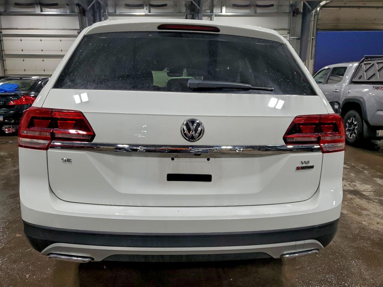 2018 VOLKSWAGEN ATLAS SE photo 6