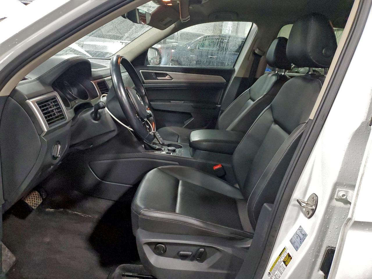 2018 VOLKSWAGEN ATLAS SE photo 7