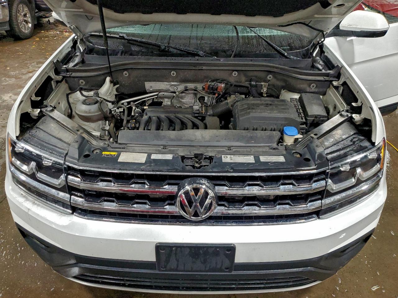 2018 VOLKSWAGEN ATLAS SE photo 12
