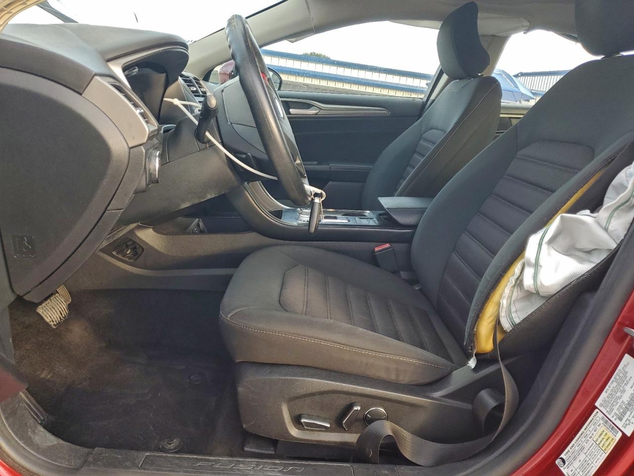 2018 FORD FUSION SE photo 7