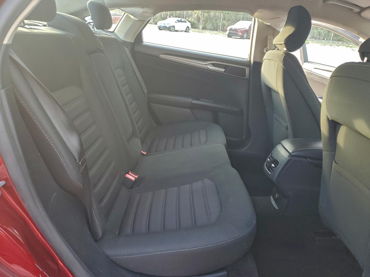 2018 FORD FUSION SE photo 10