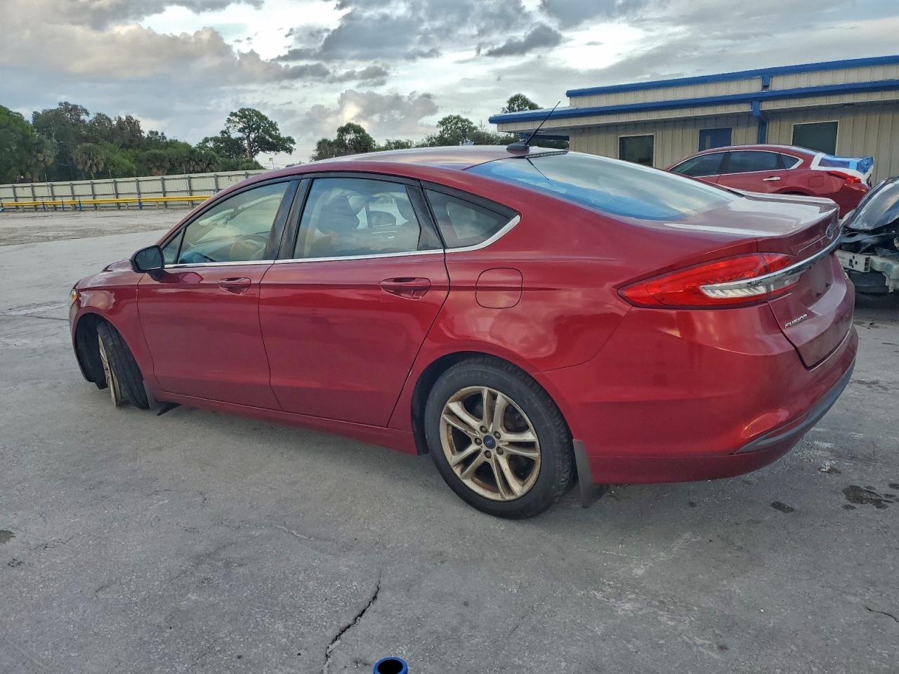 2018 FORD FUSION SE photo 2