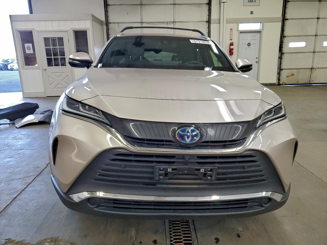 2021 TOYOTA VENZA LE photo 5