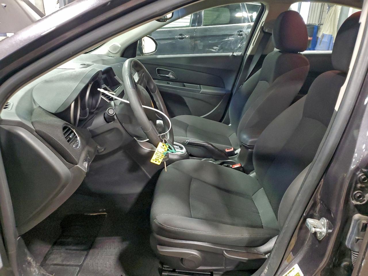 2011 CHEVROLET CRUZE LT photo 7