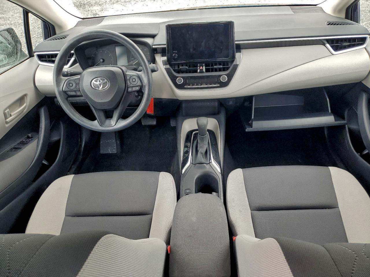 2024 TOYOTA COROLLA LE photo 8