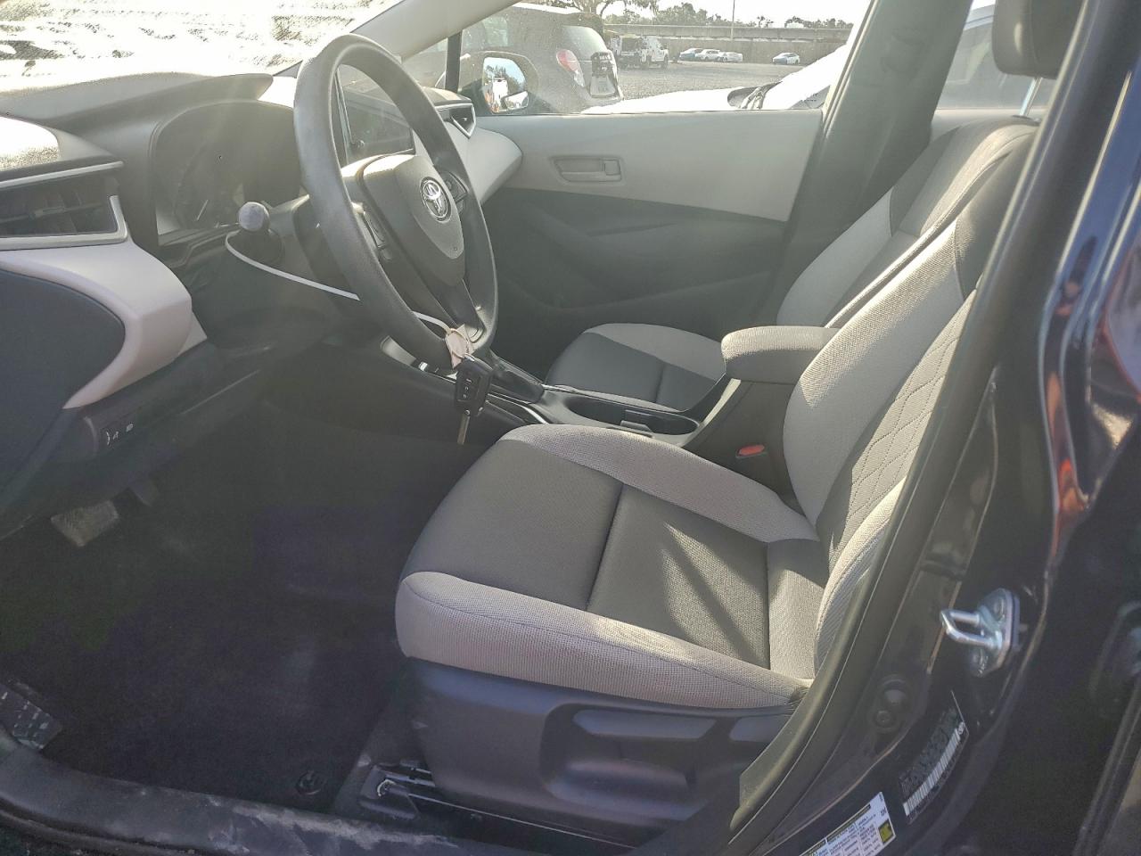 2024 TOYOTA COROLLA LE photo 7
