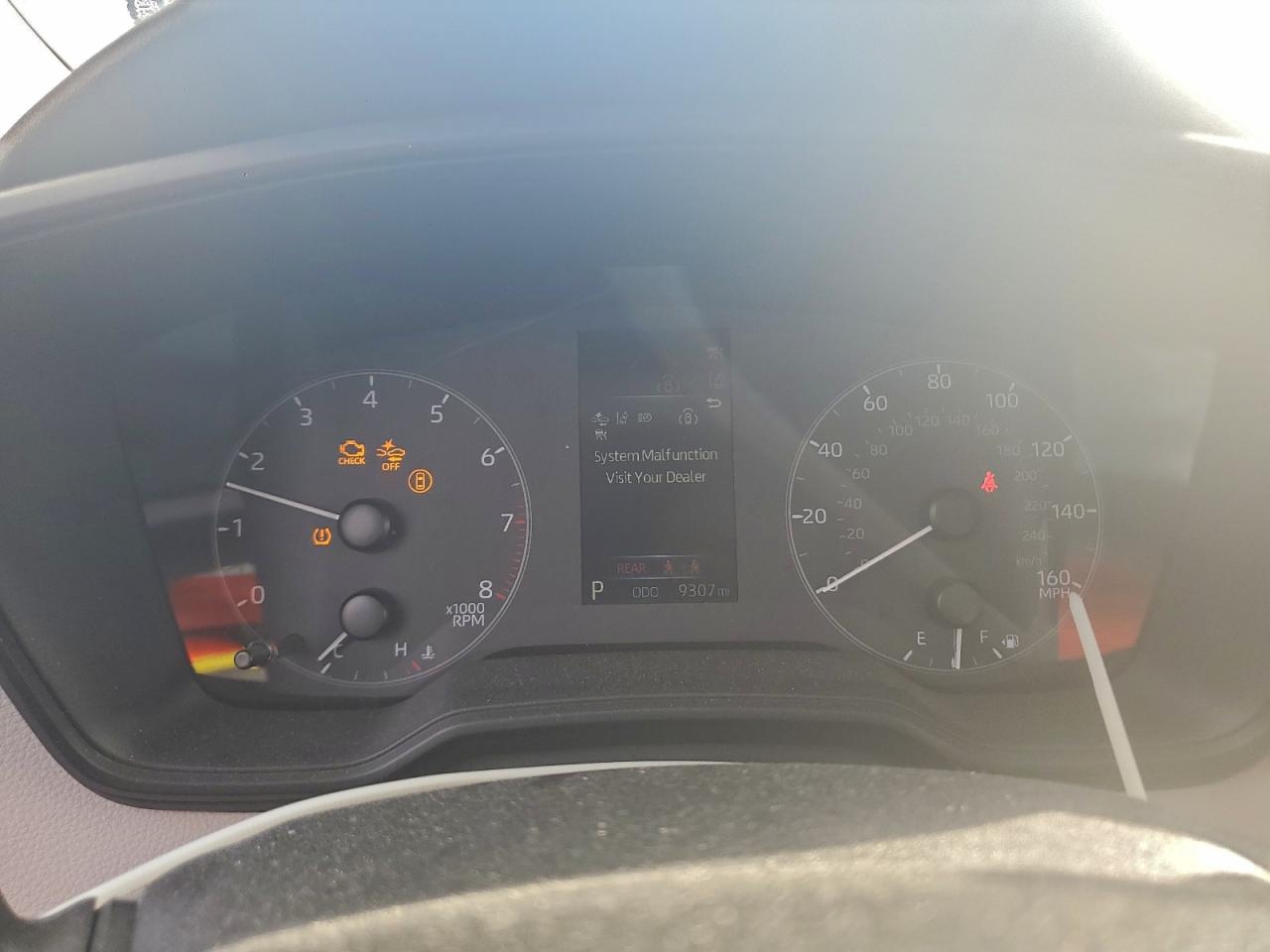 2024 TOYOTA COROLLA LE photo 9