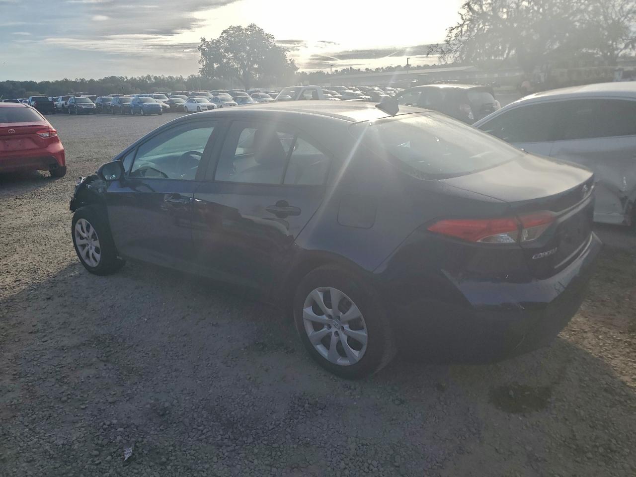 2024 TOYOTA COROLLA LE photo 2