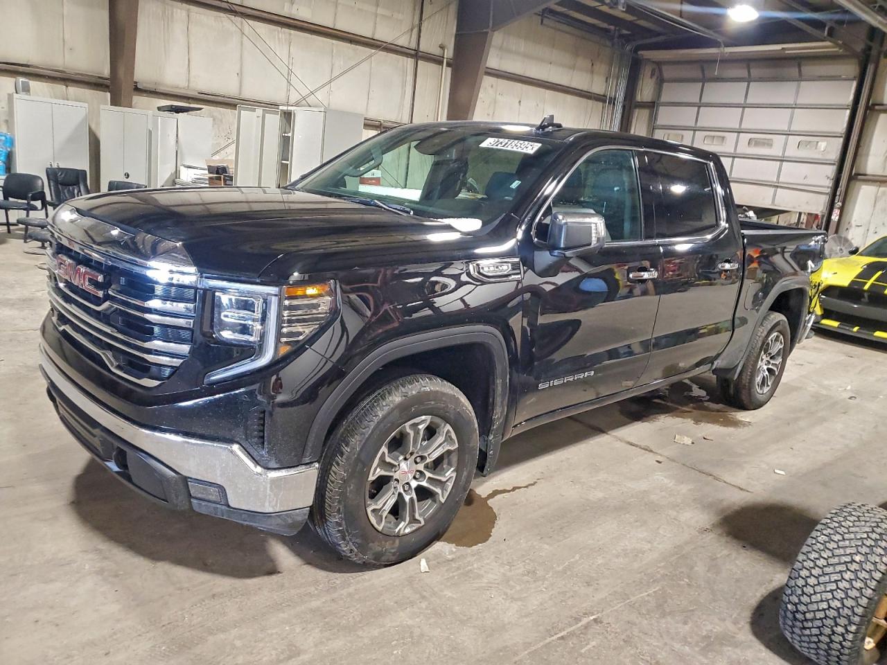 2025 GMC SIERRA K1500 SLT — SIDE damage — photo 1