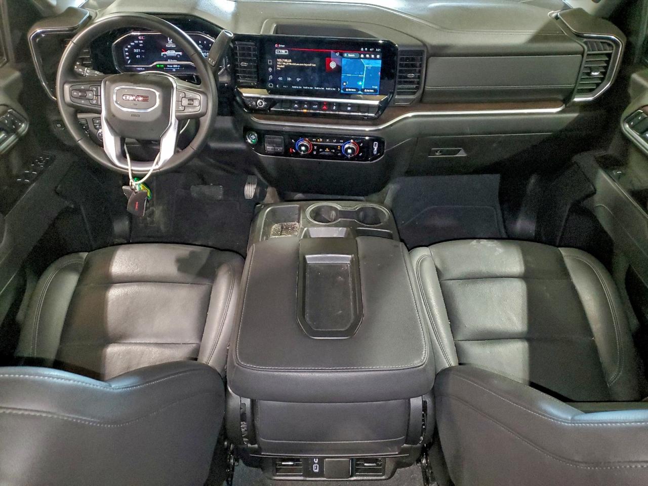 2025 GMC SIERRA K1500 SLT photo 15
