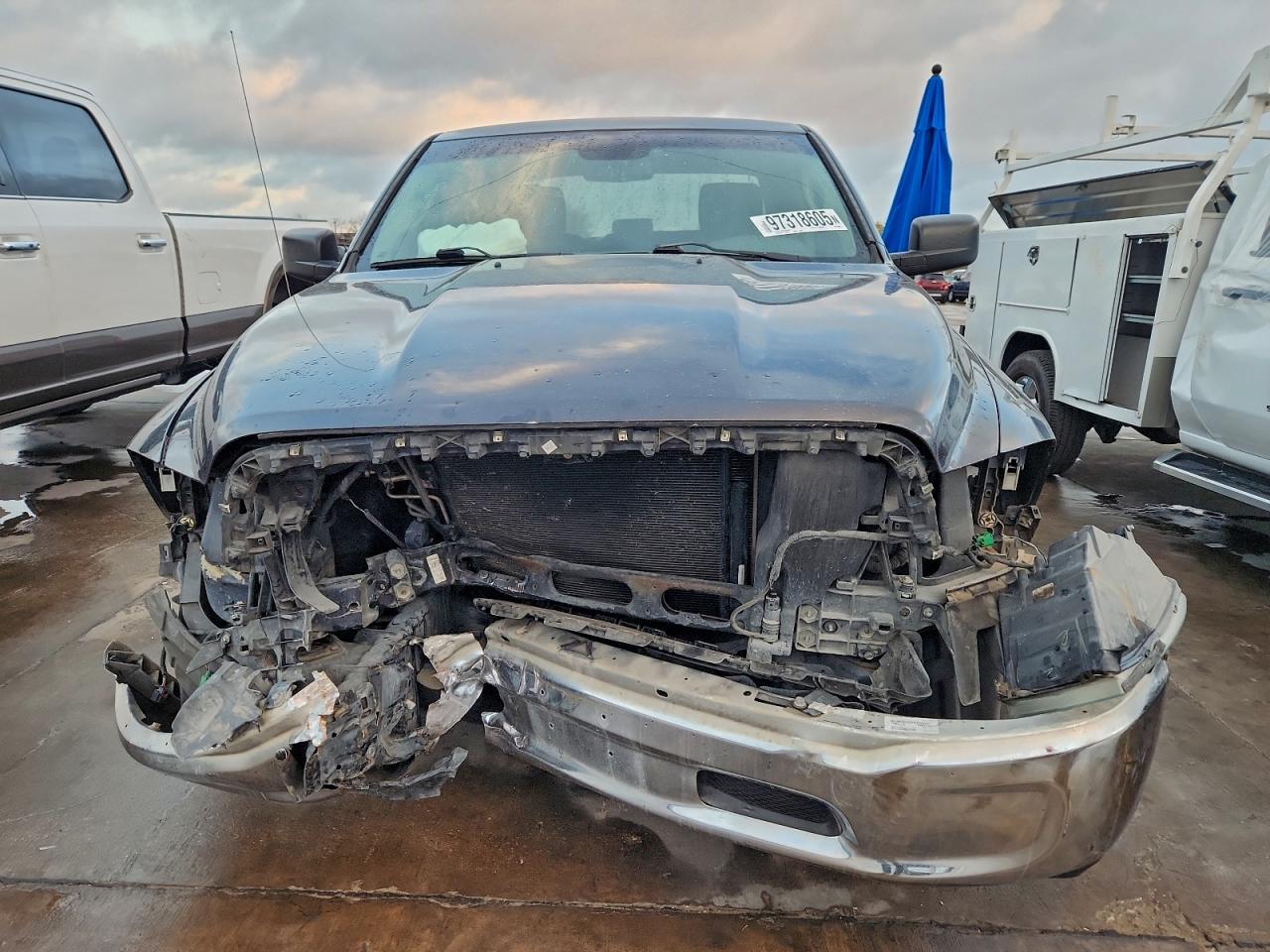 2014 RAM 1500 ST photo 5