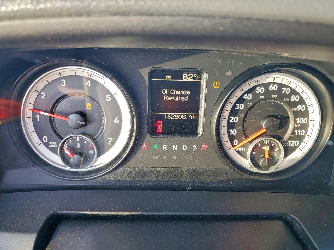 2014 RAM 1500 ST photo 9