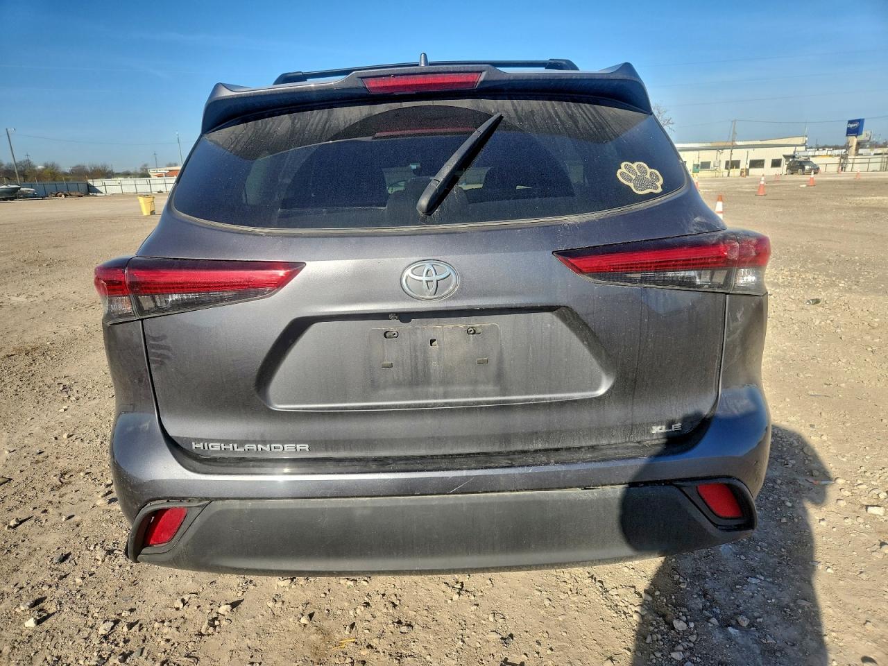 2020 TOYOTA HIGHLANDER XLE photo 16