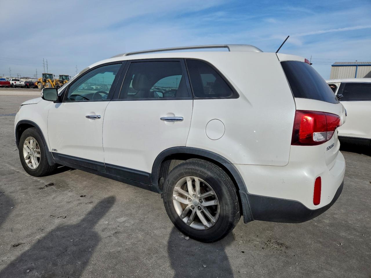2015 KIA SORENTO LX photo 3