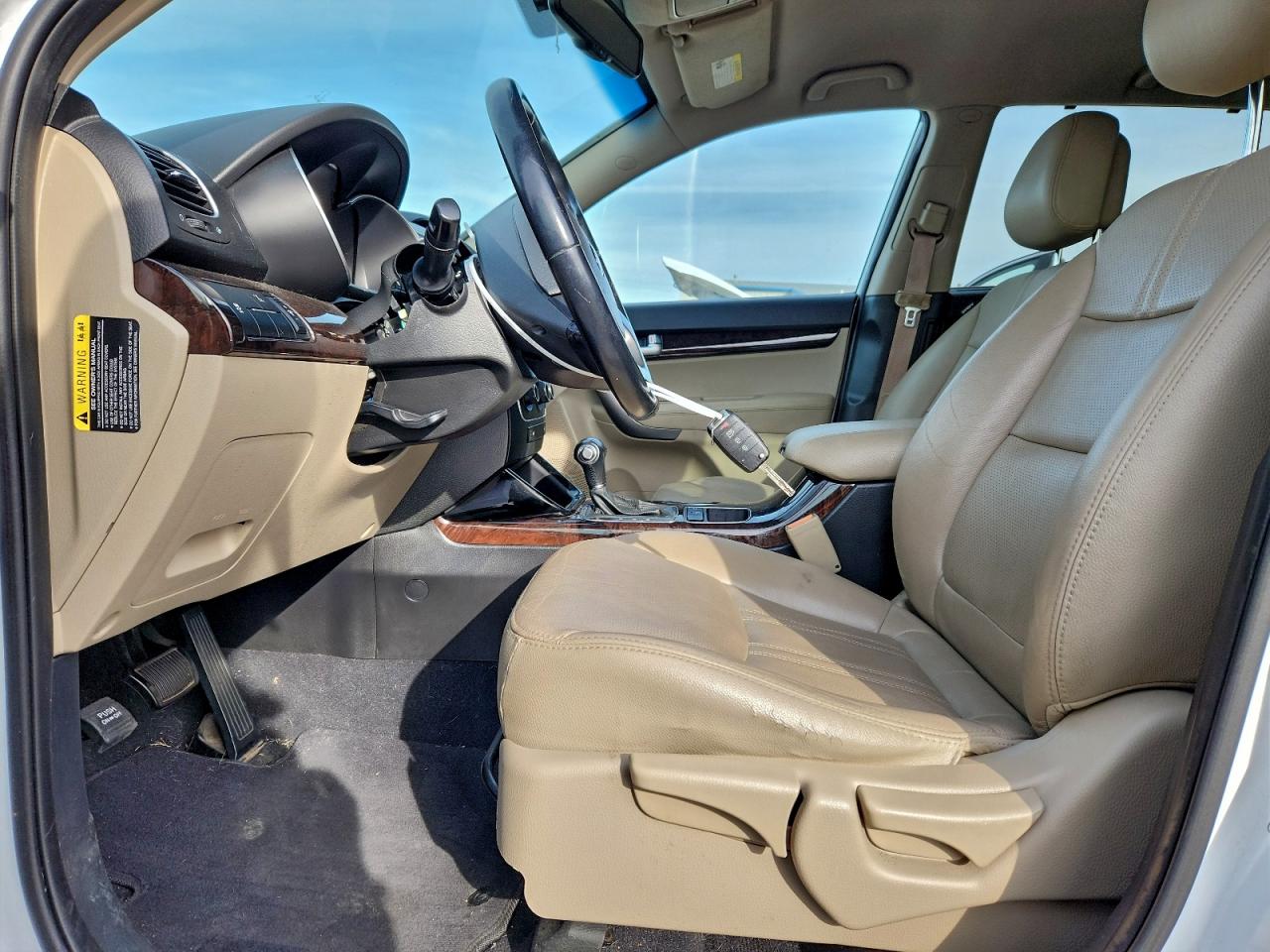 2015 KIA SORENTO LX photo 13
