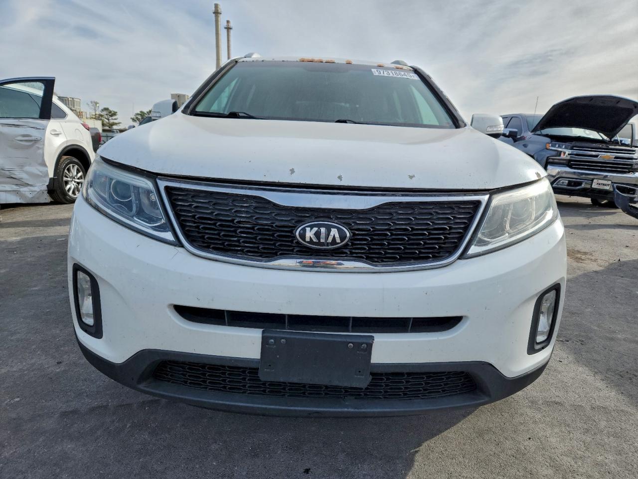 2015 KIA SORENTO LX photo 9