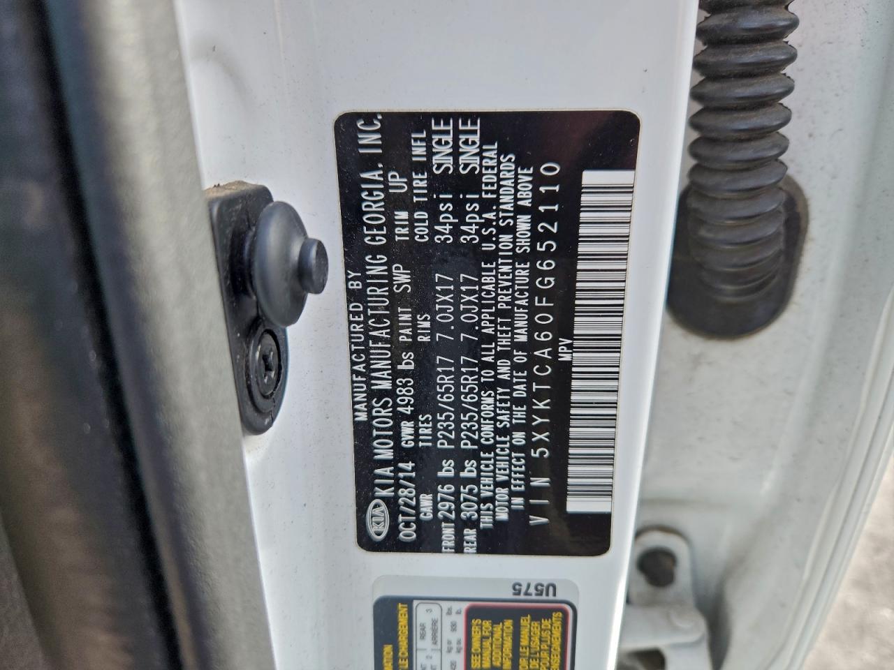 2015 KIA SORENTO LX photo 23