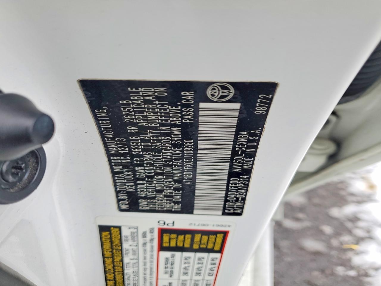 2014 TOYOTA CAMRY HYBRID photo 23