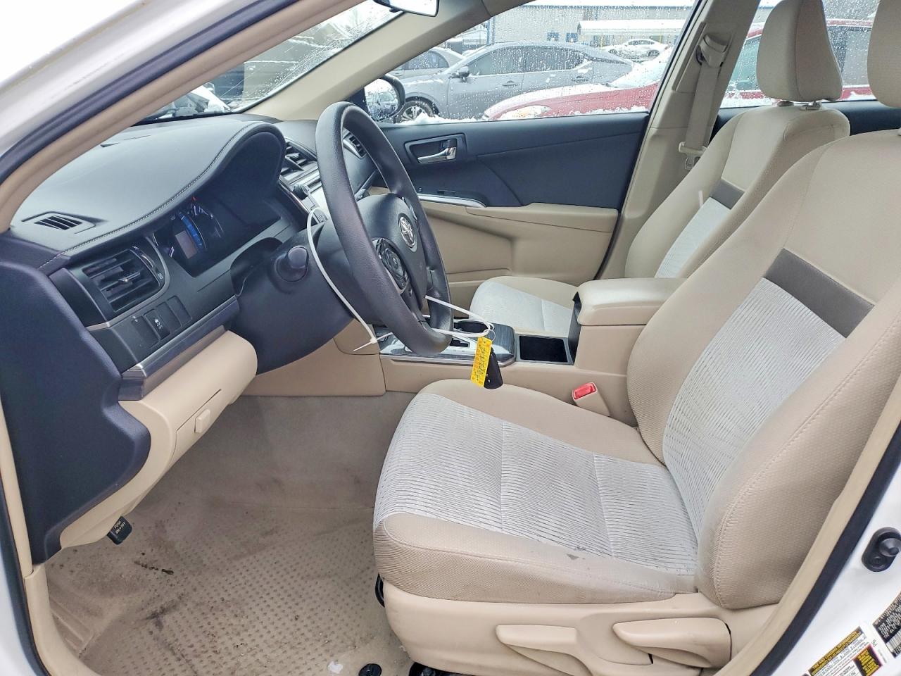2014 TOYOTA CAMRY HYBRID photo 13