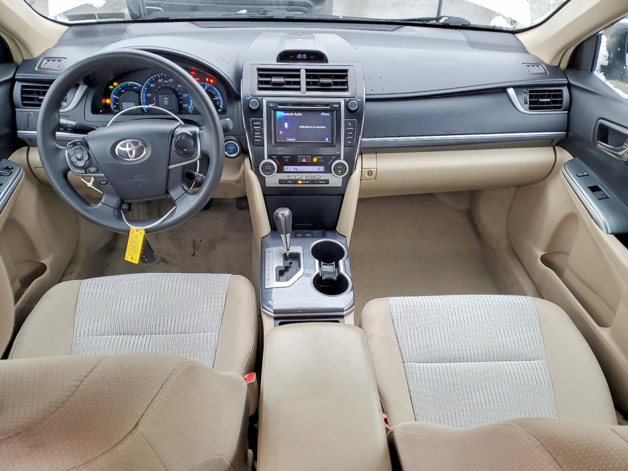 2014 TOYOTA CAMRY HYBRID photo 15